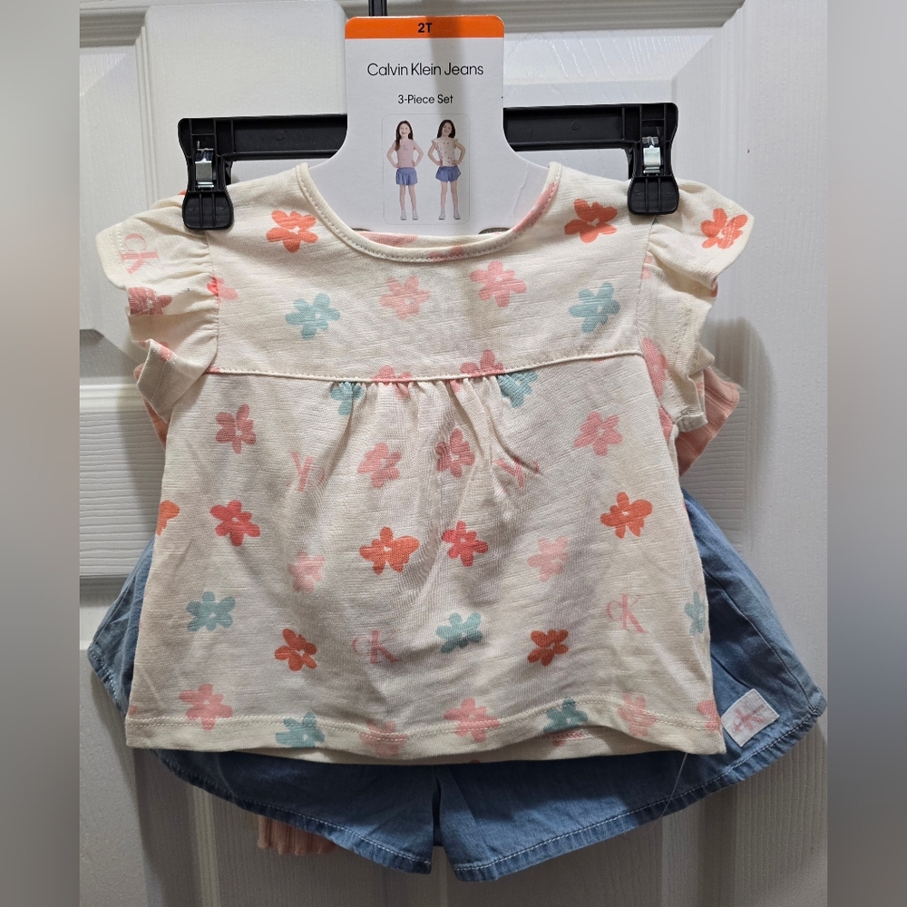 Calvin Klein Kids 3 Pc Set - Cream, Pink, Blue, Size 2T